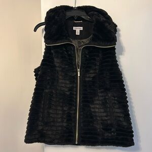 Calvin Klein Women’s L Black Faux Fur Vest